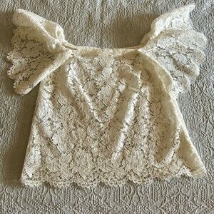 Valentino Cream Ruffled Lace Cap Sleeve Blouse
Size 6